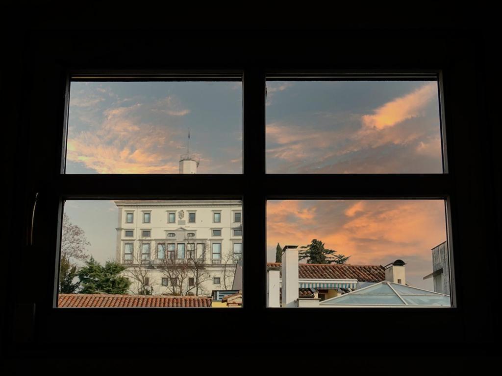 New Charme & Luxury - Sosa Residence In The Heart Of Udine Eksteriør bilde