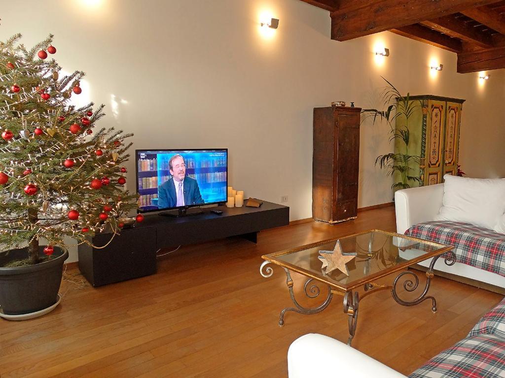 New Charme & Luxury - Sosa Residence In The Heart Of Udine Eksteriør bilde