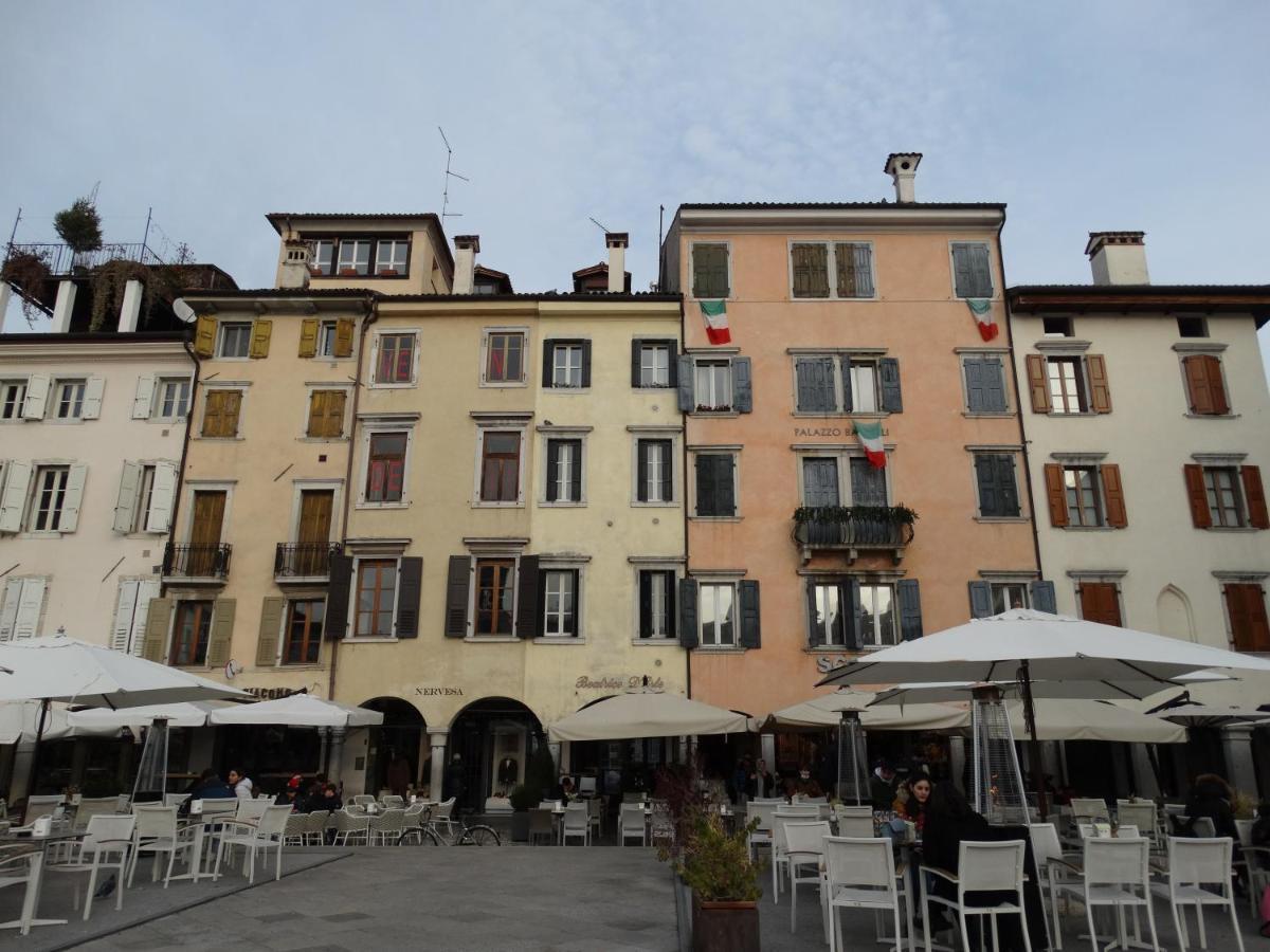 New Charme & Luxury - Sosa Residence In The Heart Of Udine Eksteriør bilde